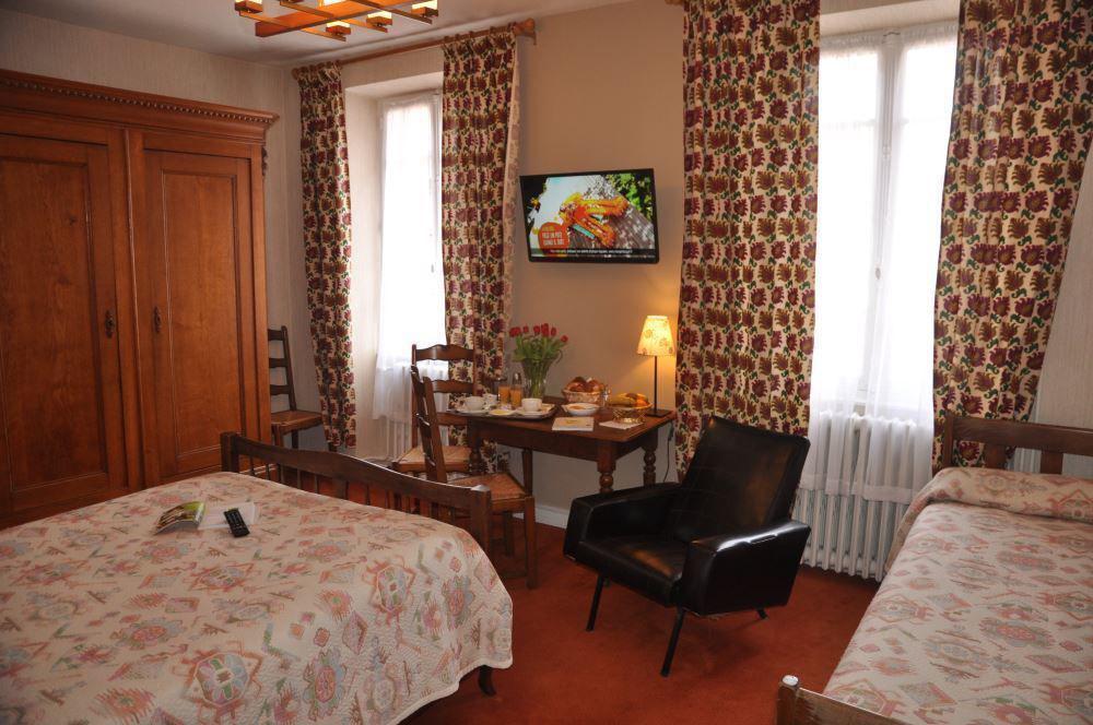 Hotel De Paris Poligny  Εξωτερικό φωτογραφία